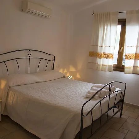 Bados Mare Apartman *